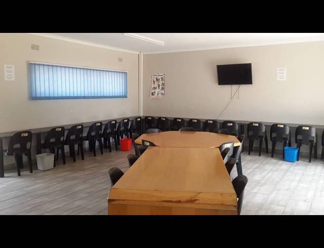 M² BUILDING FOR SALE IN SASOLBURG CENTRAL